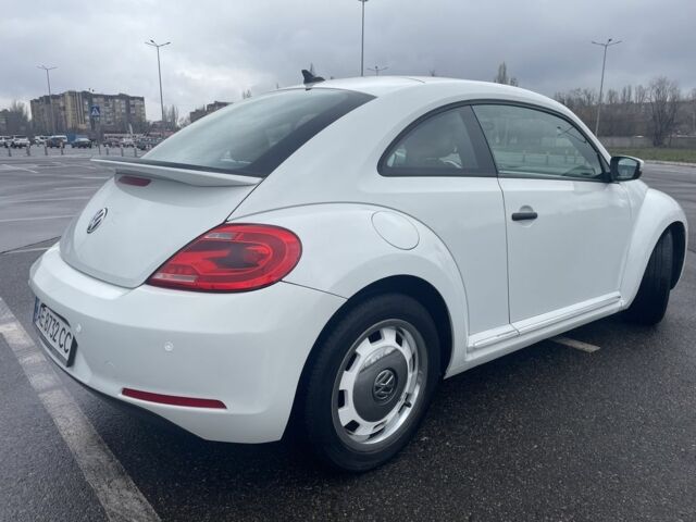 Білий Фольксваген Бітл, об'ємом двигуна 1.8 л та пробігом 154 тис. км за 12400 $, фото 4 на Automoto.ua