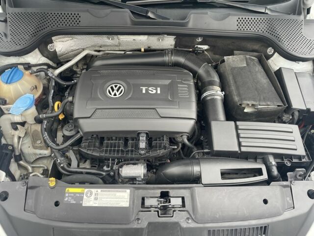 Білий Фольксваген Бітл, об'ємом двигуна 1.8 л та пробігом 154 тис. км за 12400 $, фото 2 на Automoto.ua