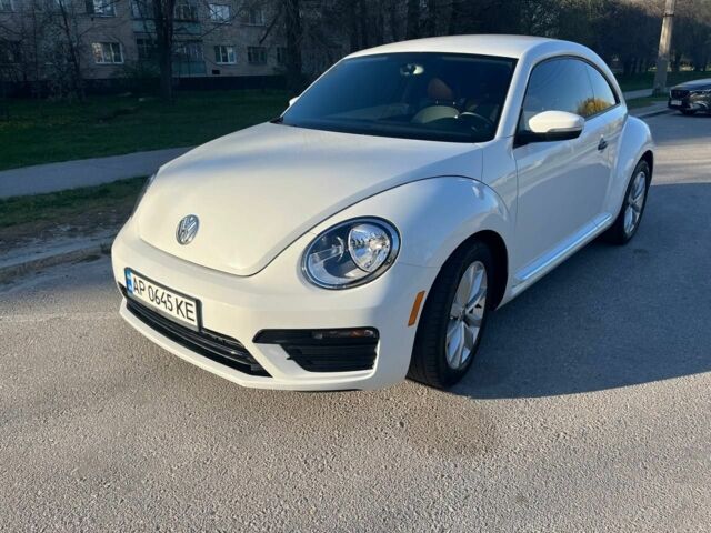 Белый Фольксваген Битл, объемом двигателя 0 л и пробегом 131 тыс. км за 13500 $, фото 1 на Automoto.ua