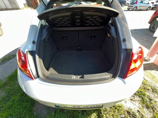 Белый Фольксваген Битл, объемом двигателя 0 л и пробегом 131 тыс. км за 13500 $, фото 8 на Automoto.ua