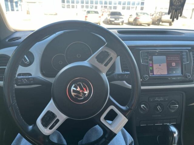 Белый Фольксваген Битл, объемом двигателя 0 л и пробегом 131 тыс. км за 13500 $, фото 7 на Automoto.ua