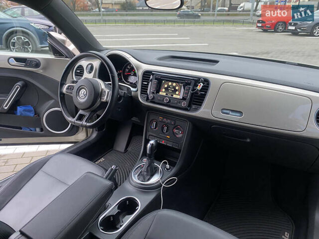 Бежевый Фольксваген Битл, объемом двигателя 2.48 л и пробегом 119 тыс. км за 11000 $, фото 9 на Automoto.ua