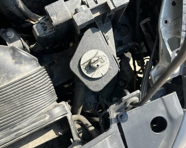 Бежевий Фольксваген Бітл, об'ємом двигуна 2.48 л та пробігом 109 тис. км за 7900 $, фото 12 на Automoto.ua