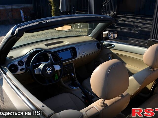 Бежевый Фольксваген Битл, объемом двигателя 2.5 л и пробегом 126 тыс. км за 8900 $, фото 10 на Automoto.ua