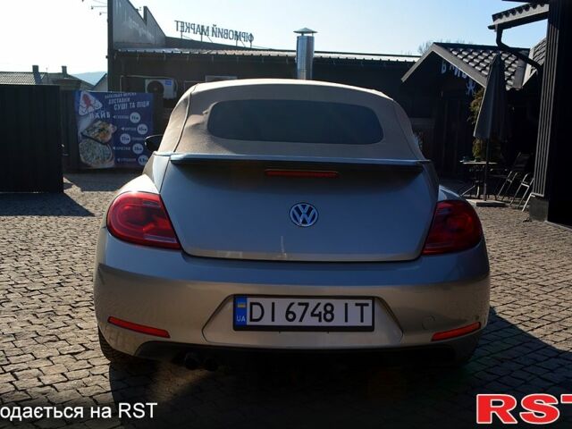 Бежевый Фольксваген Битл, объемом двигателя 2.5 л и пробегом 126 тыс. км за 8900 $, фото 9 на Automoto.ua