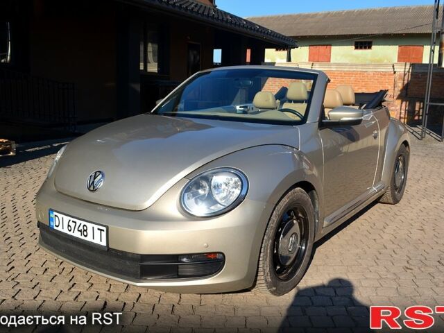 Бежевый Фольксваген Битл, объемом двигателя 2.5 л и пробегом 126 тыс. км за 8900 $, фото 1 на Automoto.ua