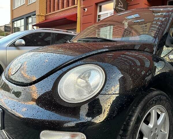 Черный Фольксваген Битл, объемом двигателя 2 л и пробегом 180 тыс. км за 4000 $, фото 2 на Automoto.ua