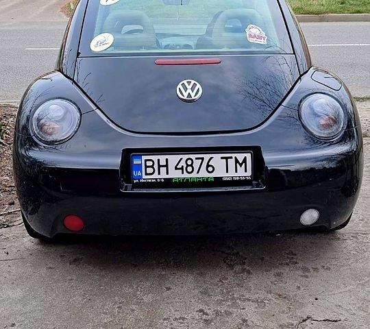 Черный Фольксваген Битл, объемом двигателя 2 л и пробегом 225 тыс. км за 3200 $, фото 5 на Automoto.ua