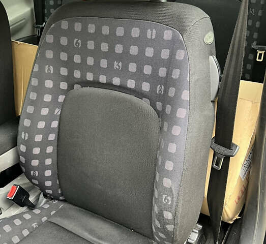 Черный Фольксваген Битл, объемом двигателя 2 л и пробегом 248 тыс. км за 4000 $, фото 5 на Automoto.ua