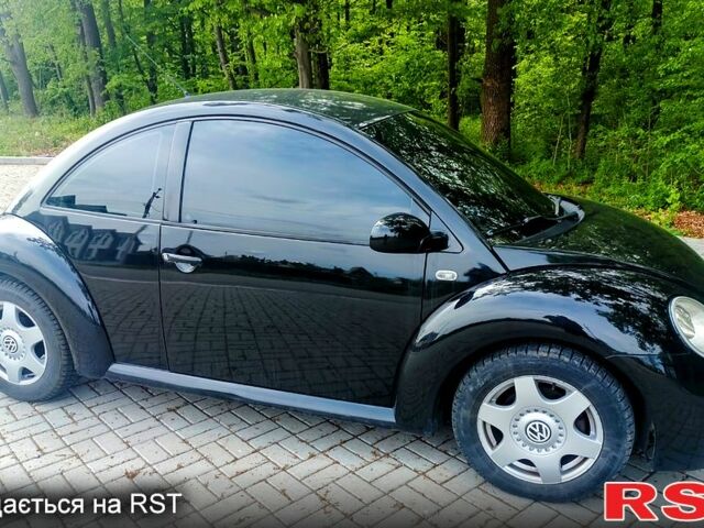 Черный Фольксваген Битл, объемом двигателя 1.9 л и пробегом 333 тыс. км за 5000 $, фото 1 на Automoto.ua