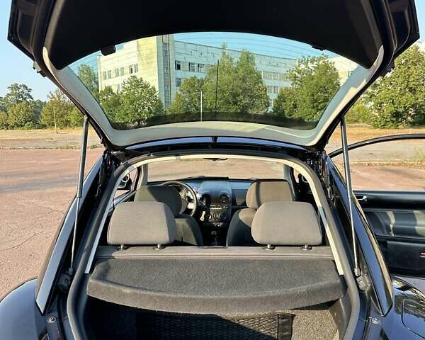 Черный Фольксваген Битл, объемом двигателя 1.6 л и пробегом 210 тыс. км за 5900 $, фото 6 на Automoto.ua