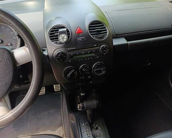 Черный Фольксваген Битл, объемом двигателя 2.48 л и пробегом 269 тыс. км за 8500 $, фото 10 на Automoto.ua