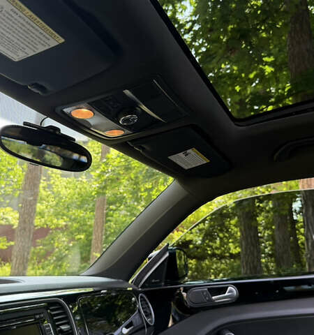 Чорний Фольксваген Бітл, об'ємом двигуна 2.5 л та пробігом 126 тис. км за 10900 $, фото 4 на Automoto.ua