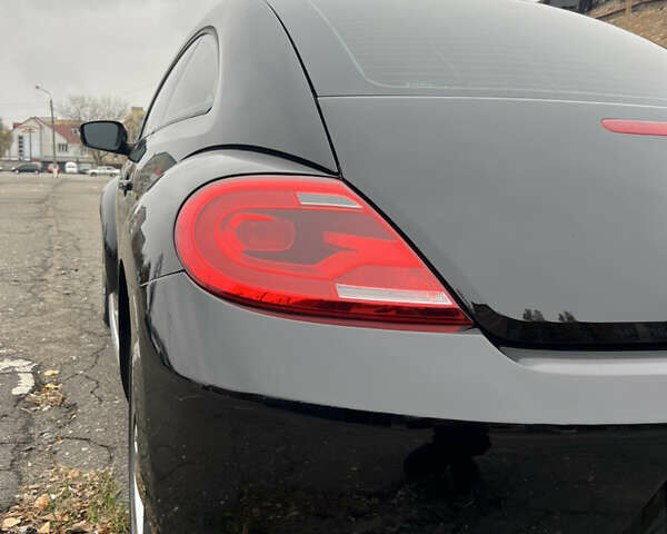 Черный Фольксваген Битл, объемом двигателя 2.48 л и пробегом 137 тыс. км за 8900 $, фото 13 на Automoto.ua