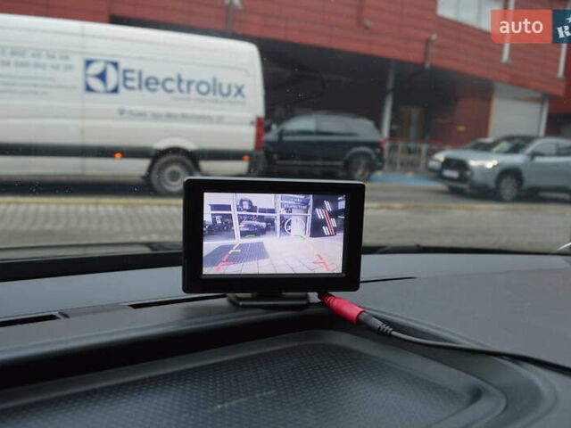 Черный Фольксваген Битл, объемом двигателя 2.5 л и пробегом 60 тыс. км за 10900 $, фото 19 на Automoto.ua