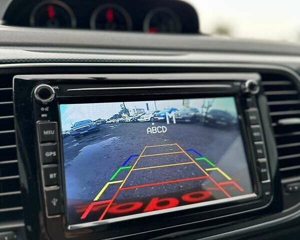 Черный Фольксваген Битл, объемом двигателя 1.98 л и пробегом 141 тыс. км за 9999 $, фото 16 на Automoto.ua