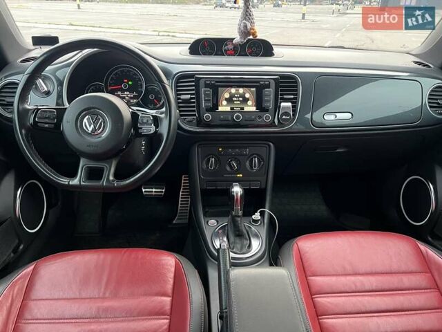 Черный Фольксваген Битл, объемом двигателя 1.98 л и пробегом 166 тыс. км за 10900 $, фото 22 на Automoto.ua