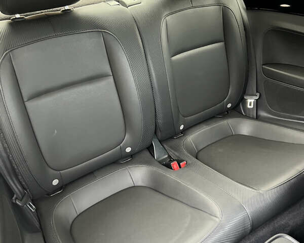 Черный Фольксваген Битл, объемом двигателя 2.48 л и пробегом 137 тыс. км за 8900 $, фото 23 на Automoto.ua