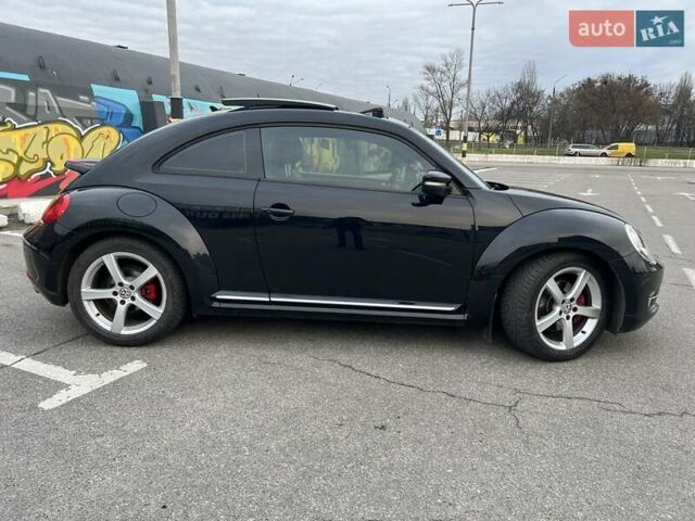 Черный Фольксваген Битл, объемом двигателя 1.98 л и пробегом 166 тыс. км за 10900 $, фото 9 на Automoto.ua