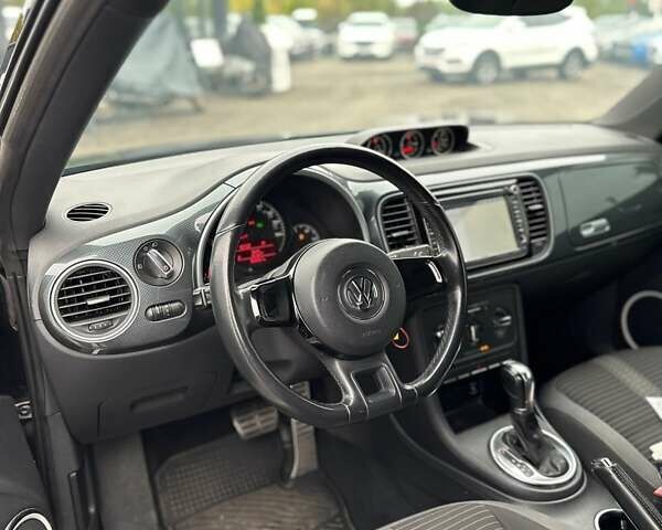 Черный Фольксваген Битл, объемом двигателя 1.98 л и пробегом 141 тыс. км за 9999 $, фото 18 на Automoto.ua