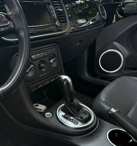 Чорний Фольксваген Бітл, об'ємом двигуна 2.5 л та пробігом 126 тис. км за 10900 $, фото 8 на Automoto.ua