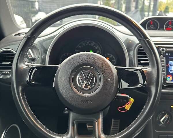 Черный Фольксваген Битл, объемом двигателя 1.98 л и пробегом 141 тыс. км за 9999 $, фото 15 на Automoto.ua