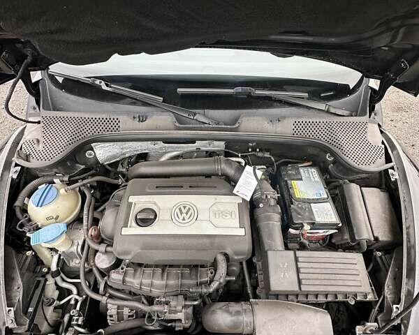 Черный Фольксваген Битл, объемом двигателя 1.98 л и пробегом 141 тыс. км за 9999 $, фото 33 на Automoto.ua