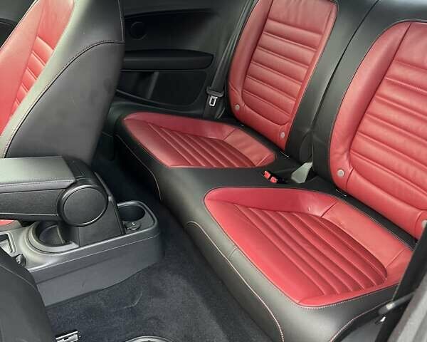 Черный Фольксваген Битл, объемом двигателя 1.98 л и пробегом 166 тыс. км за 10900 $, фото 23 на Automoto.ua