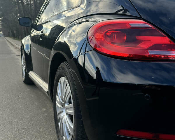 Чорний Фольксваген Бітл, об'ємом двигуна 2.48 л та пробігом 126 тис. км за 10000 $, фото 5 на Automoto.ua