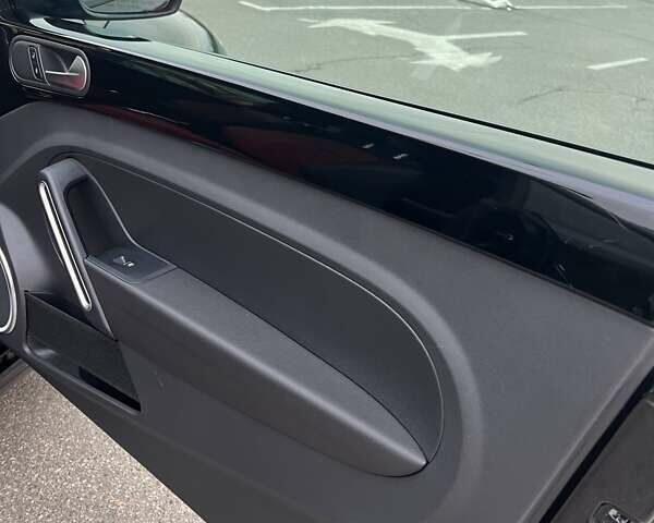 Черный Фольксваген Битл, объемом двигателя 1.98 л и пробегом 166 тыс. км за 10900 $, фото 27 на Automoto.ua