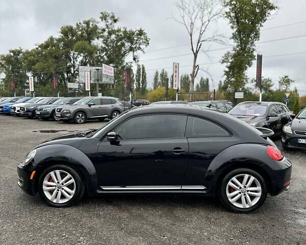 Черный Фольксваген Битл, объемом двигателя 1.98 л и пробегом 141 тыс. км за 9999 $, фото 4 на Automoto.ua