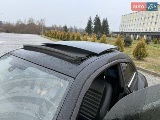 Черный Фольксваген Битл, объемом двигателя 2 л и пробегом 219 тыс. км за 13000 $, фото 16 на Automoto.ua