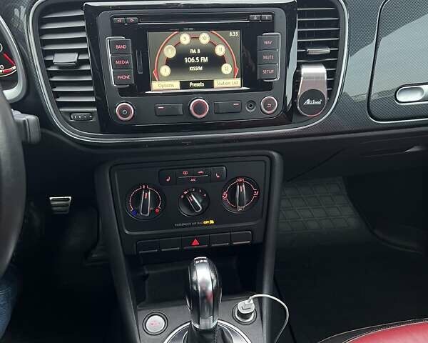 Черный Фольксваген Битл, объемом двигателя 1.98 л и пробегом 166 тыс. км за 10900 $, фото 12 на Automoto.ua