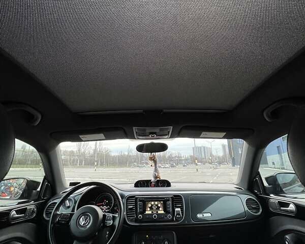 Черный Фольксваген Битл, объемом двигателя 1.98 л и пробегом 166 тыс. км за 10900 $, фото 21 на Automoto.ua