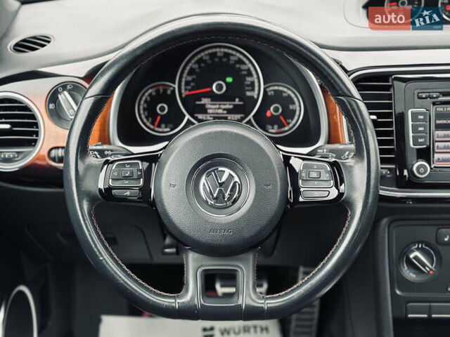 Черный Фольксваген Битл, объемом двигателя 1.98 л и пробегом 181 тыс. км за 9500 $, фото 32 на Automoto.ua