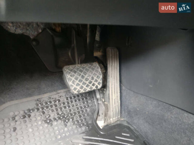 Черный Фольксваген Битл, объемом двигателя 2.48 л и пробегом 180 тыс. км за 8500 $, фото 7 на Automoto.ua