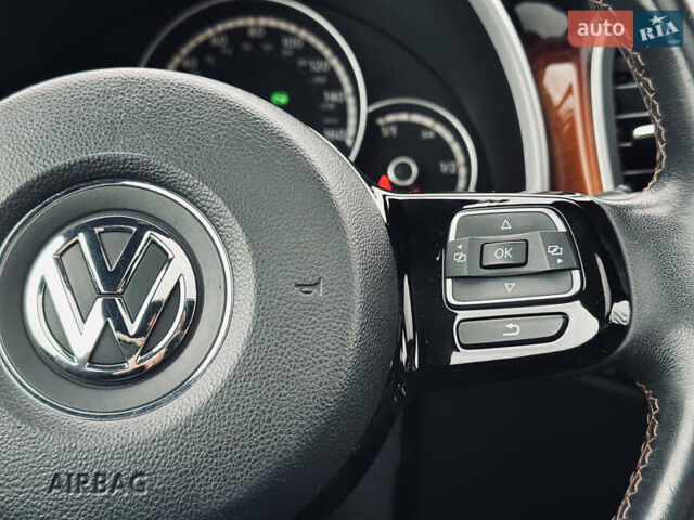 Черный Фольксваген Битл, объемом двигателя 1.98 л и пробегом 181 тыс. км за 9500 $, фото 49 на Automoto.ua