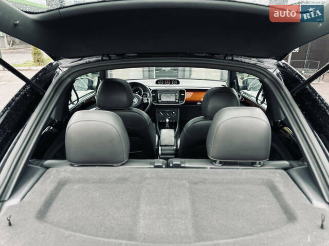 Черный Фольксваген Битл, объемом двигателя 1.98 л и пробегом 181 тыс. км за 9500 $, фото 24 на Automoto.ua