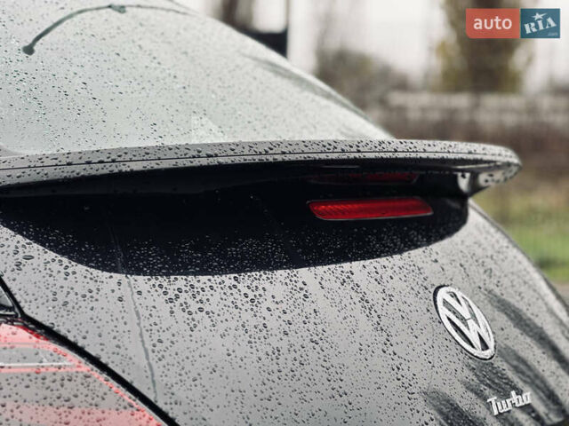 Черный Фольксваген Битл, объемом двигателя 1.98 л и пробегом 181 тыс. км за 9500 $, фото 5 на Automoto.ua