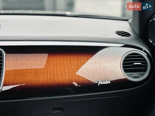 Черный Фольксваген Битл, объемом двигателя 1.98 л и пробегом 181 тыс. км за 9500 $, фото 40 на Automoto.ua