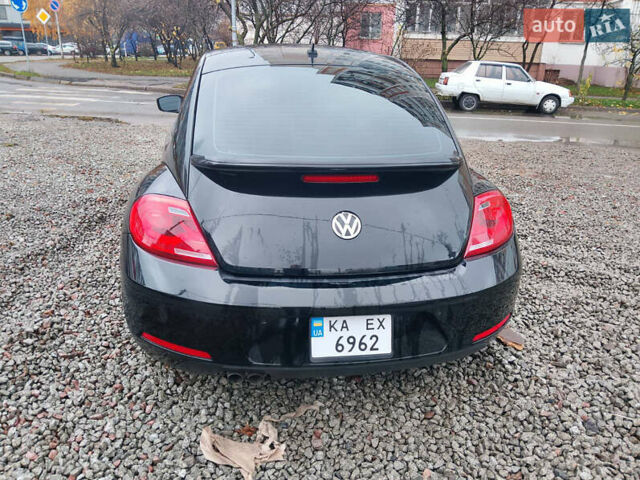 Черный Фольксваген Битл, объемом двигателя 2.48 л и пробегом 180 тыс. км за 8500 $, фото 5 на Automoto.ua