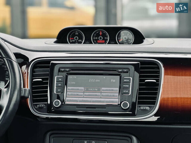 Черный Фольксваген Битл, объемом двигателя 1.98 л и пробегом 181 тыс. км за 9500 $, фото 42 на Automoto.ua