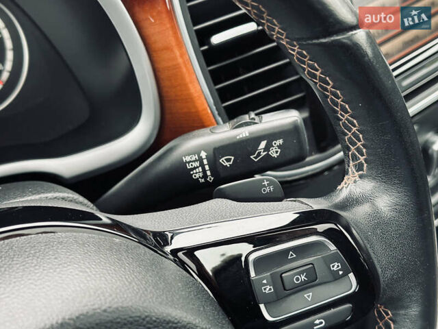 Черный Фольксваген Битл, объемом двигателя 1.98 л и пробегом 181 тыс. км за 9500 $, фото 51 на Automoto.ua