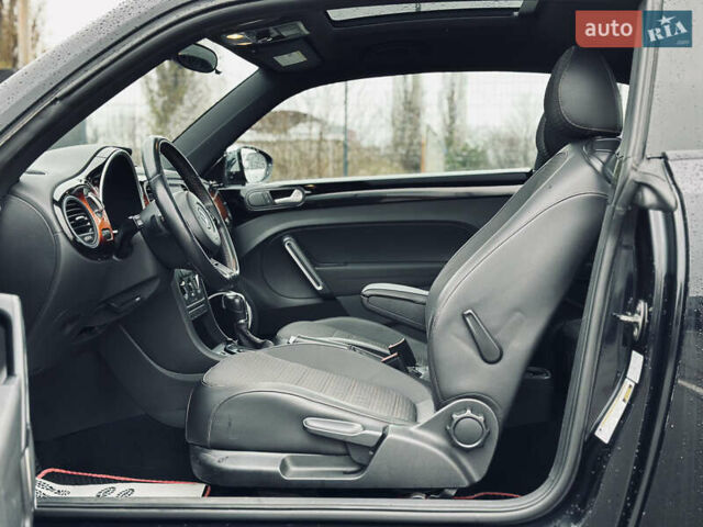 Черный Фольксваген Битл, объемом двигателя 1.98 л и пробегом 181 тыс. км за 9500 $, фото 17 на Automoto.ua