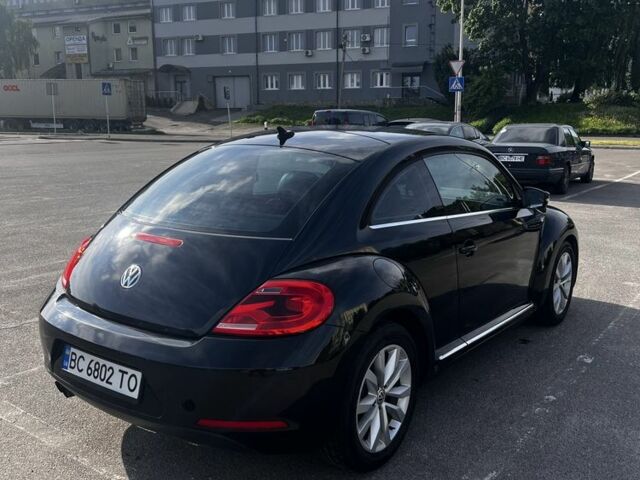 Черный Фольксваген Битл, объемом двигателя 2 л и пробегом 170 тыс. км за 12900 $, фото 2 на Automoto.ua
