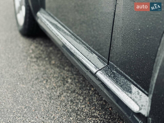 Черный Фольксваген Битл, объемом двигателя 1.98 л и пробегом 181 тыс. км за 9500 $, фото 12 на Automoto.ua