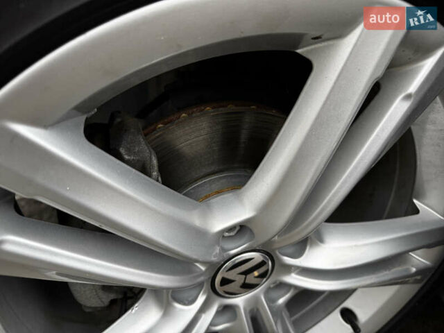 Черный Фольксваген Битл, объемом двигателя 1.8 л и пробегом 194 тыс. км за 12500 $, фото 33 на Automoto.ua