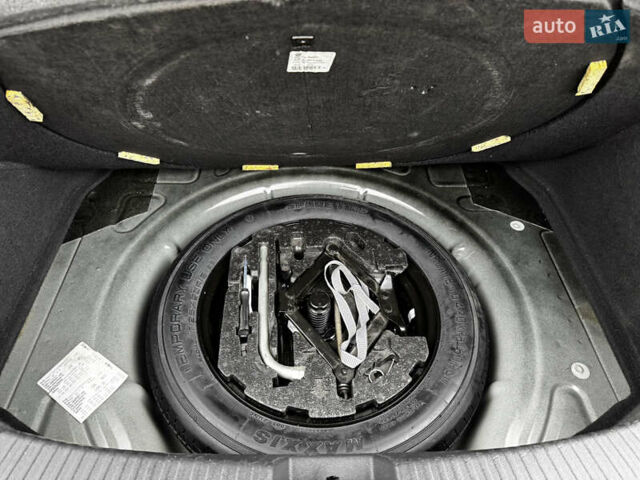 Черный Фольксваген Битл, объемом двигателя 1.8 л и пробегом 194 тыс. км за 12500 $, фото 23 на Automoto.ua