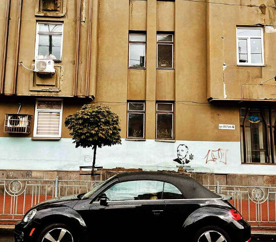 Черный Фольксваген Битл, объемом двигателя 2 л и пробегом 105 тыс. км за 11500 $, фото 1 на Automoto.ua