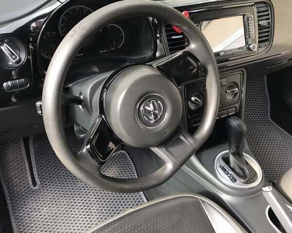 Черный Фольксваген Битл, объемом двигателя 1.8 л и пробегом 167 тыс. км за 9200 $, фото 4 на Automoto.ua